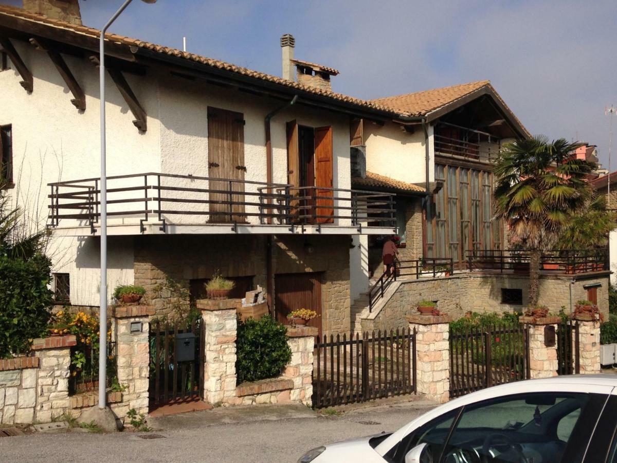 Villa Lilly Falconara Marittima Kültér fotó