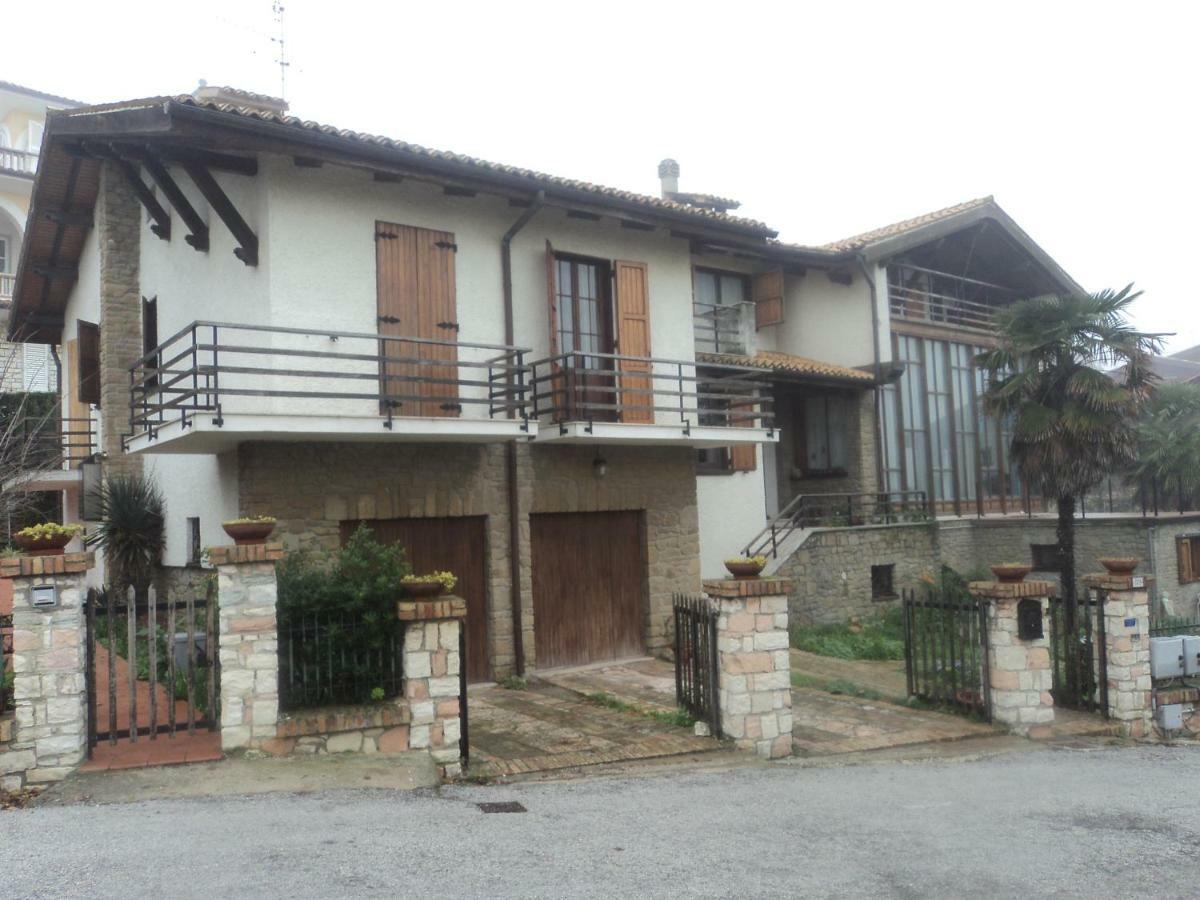 Villa Lilly Falconara Marittima Kültér fotó